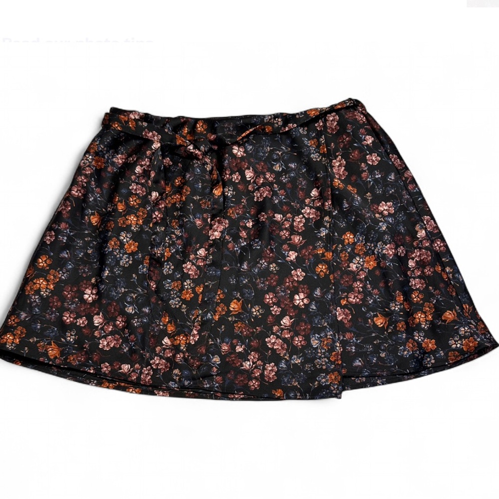 Abercrombie & Fitch Floral Mini Skirt - Black and Orange
